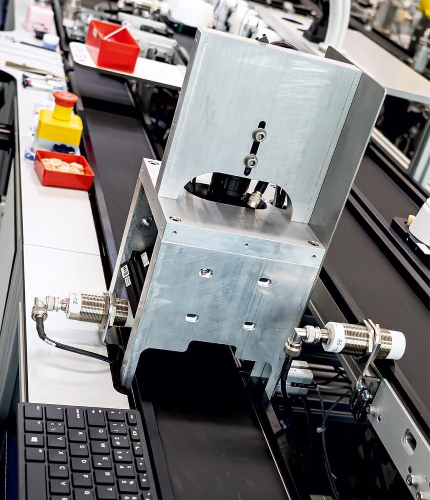 Kontolleinheit Montage - PGC-Technologies AG